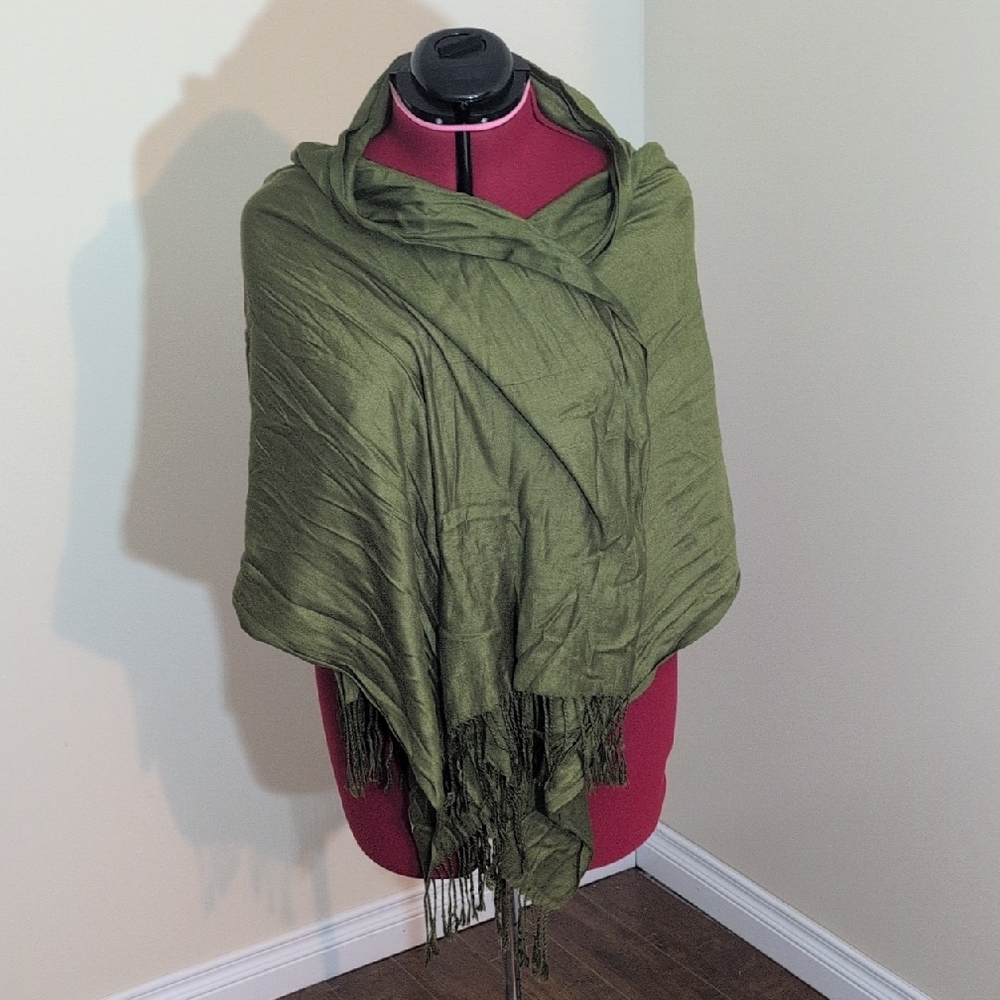 Pashmina| Olive Green Fringe Shawl